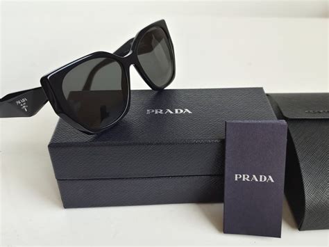 prada sonnenbrille neu|Prada.